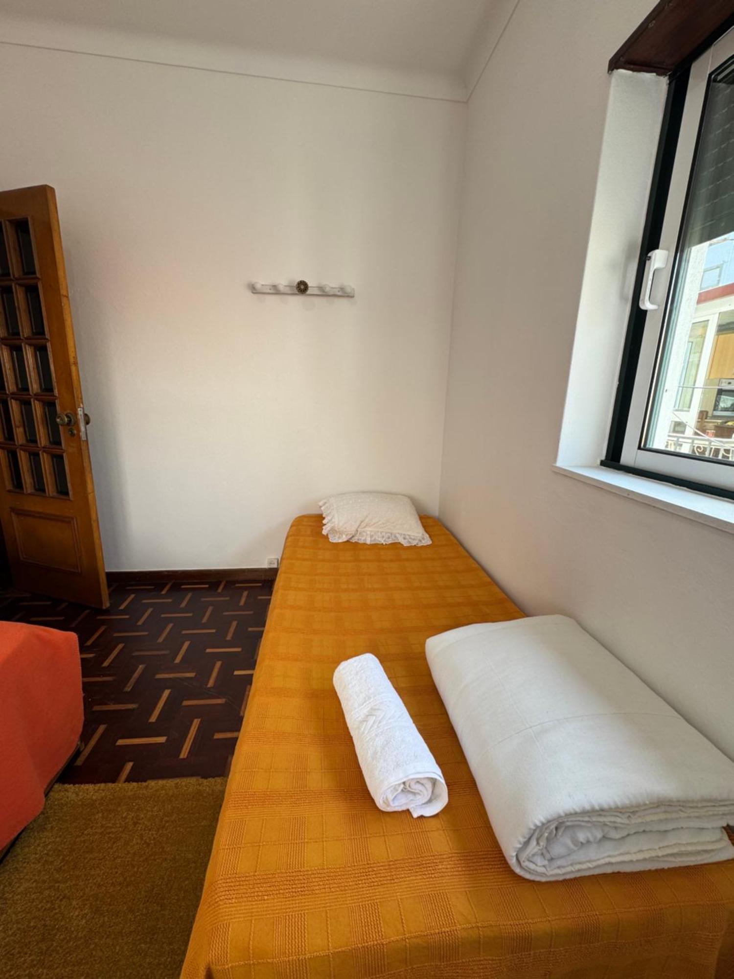 House Mariona Hostel Caminha Exterior photo